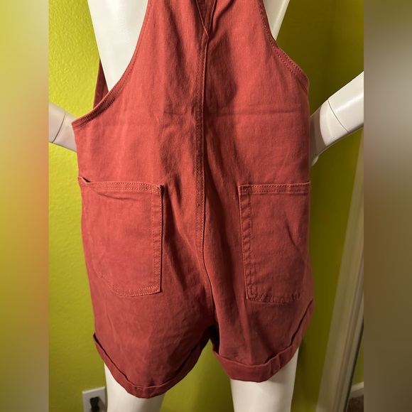 Rusty Red Short Overalls - Picture 5 of 6